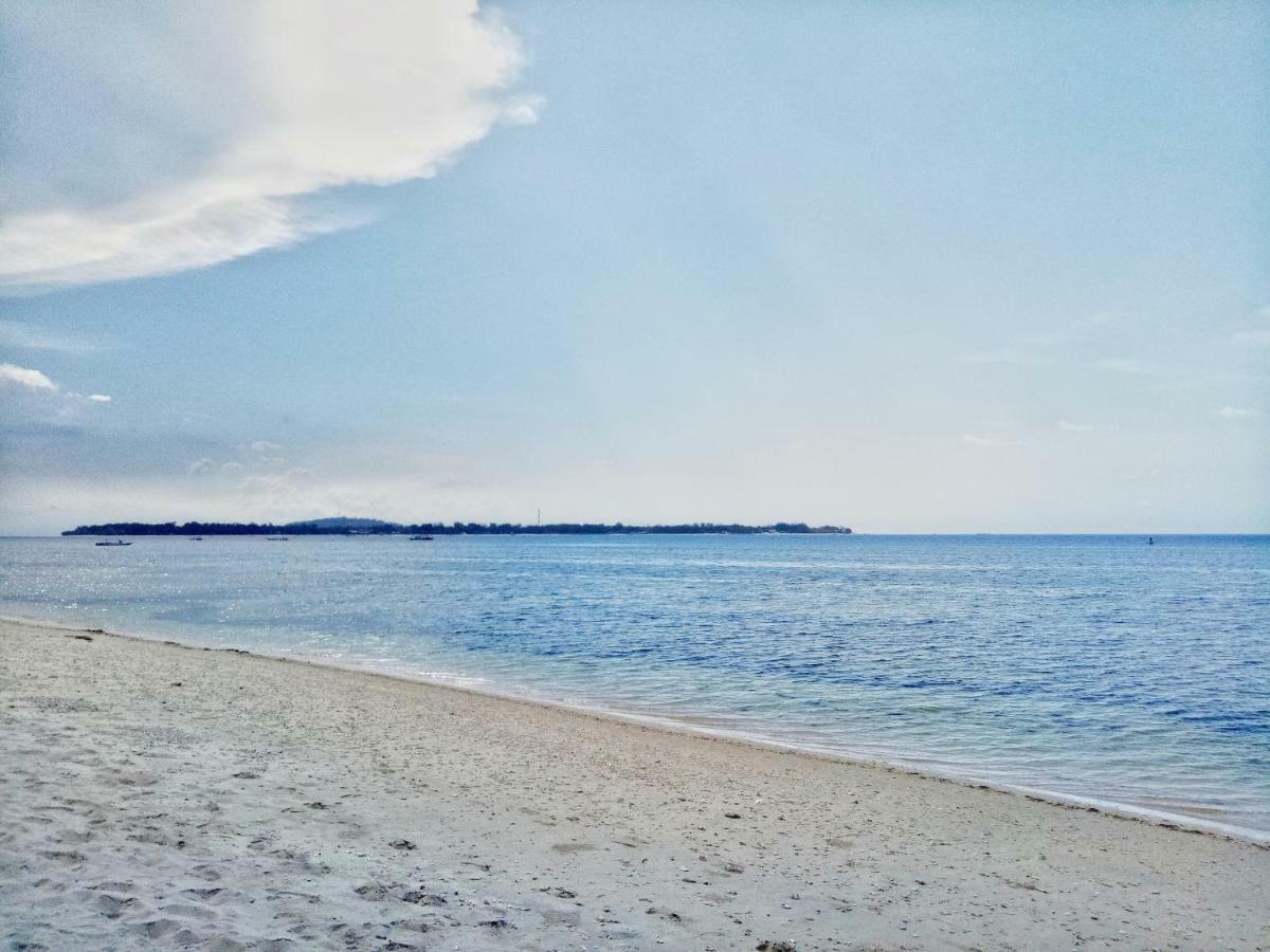 Nusa Indah Bungalows Гили Еър Екстериор снимка