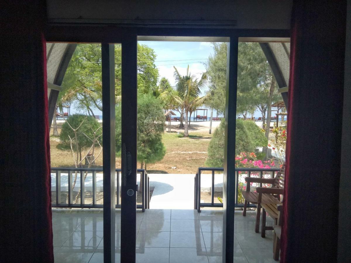 Nusa Indah Bungalows Гили Еър Екстериор снимка