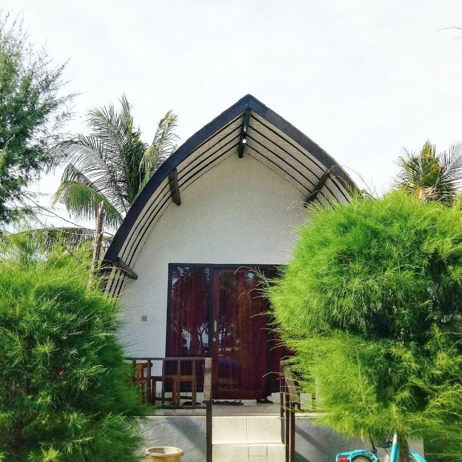 Nusa Indah Bungalows Гили Еър Екстериор снимка